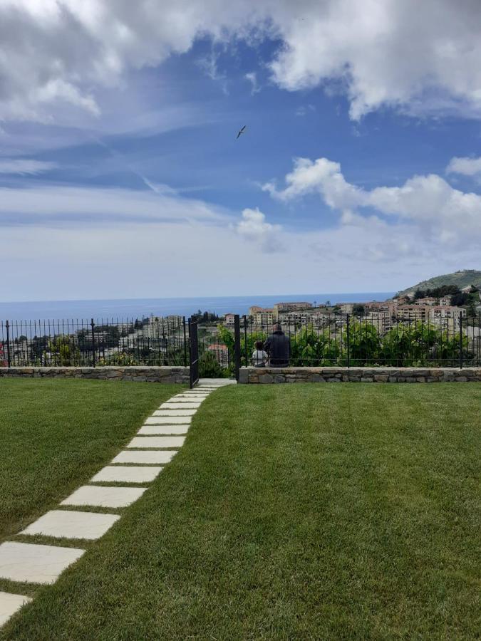 Residence Eucalyptus Suite Сан Ремо Екстериор снимка