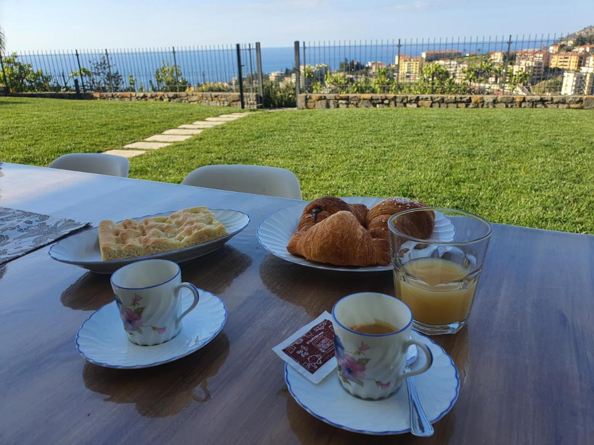 Residence Eucalyptus Suite Сан Ремо Екстериор снимка